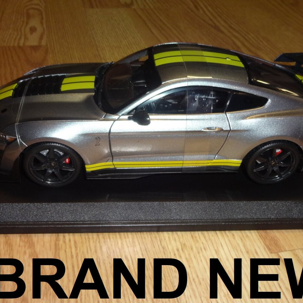 New Die Cast Mustang Shelby GT500 2020 1:18 Ford Sports Car Collection